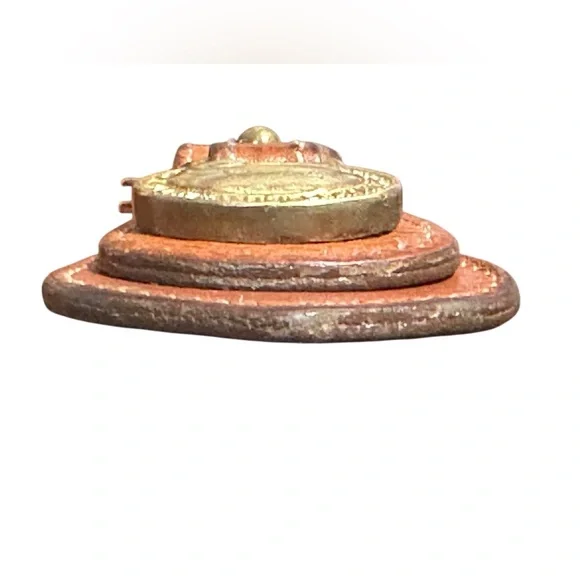 Vintage Dooney & Bourke Tan Leather Key Fob with Brass Duck Emblem - Picture 7 of 9